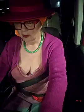 MucMilf59 online show from November 11, 2025, 12:16 pm