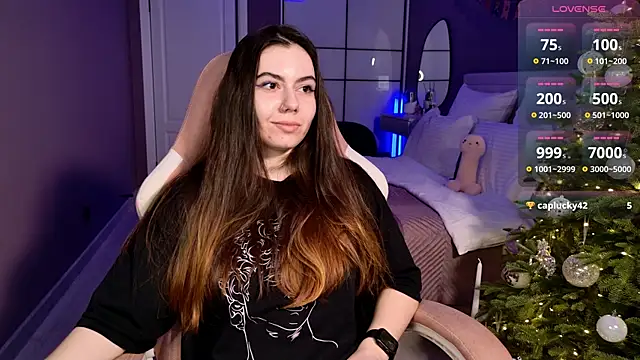 Snapshot of Foxohlove chatting on January 17, 2025, 6:02 pm Foxohlove online show from January 17, 2025, 6:02 pm