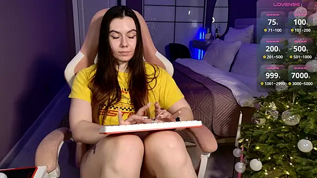 Snapshot of Foxohlove chatting on January 26, 2025, 3:25 pm Foxohlove online show from January 26, 2025, 3:25 pm