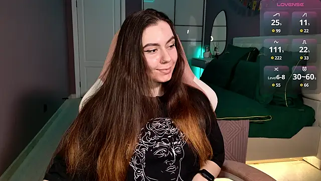 Snapshot of Foxohlove chatting on March 9, 2025, 3:38 pm Foxohlove online show from March 9, 2025, 3:38 pm