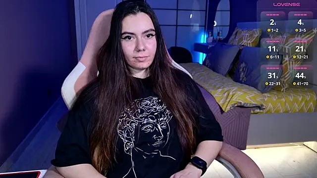 Snapshot of Foxohlove chatting on September 22, 2025, 4:53 pm Foxohlove online show from September 22, 2025, 4:53 pm