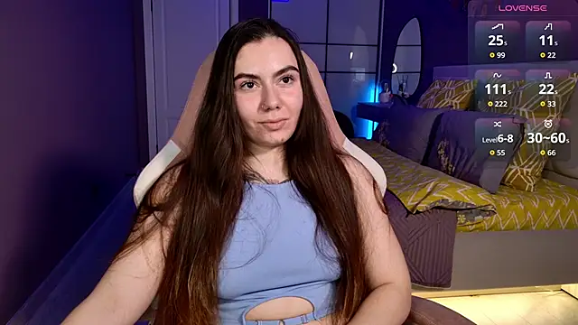 Snapshot of Foxohlove chatting on October 15, 2025, 6:19 pm Foxohlove online show from October 15, 2025, 6:19 pm