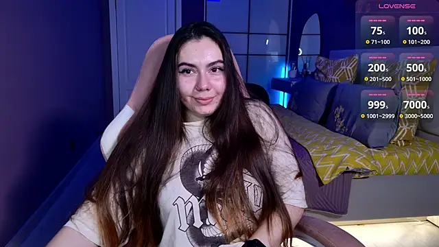 Snapshot of Foxohlove chatting on October 18, 2025, 6:08 pm Foxohlove online show from October 18, 2025, 6:08 pm