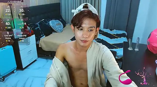 Snapshot of WildestTwink chatting on March 9, 2025, 7:37 pm WildestTwink online show from March 9, 2025, 7:37 pm