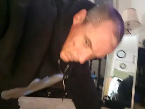 Snapshot of 415cali925 chatting on October 23, 2025, 4:17 pm 415cali925 online show from October 23, 2025, 4:17 pm