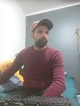 foyler online show from November 27, 2025, 7:43 am