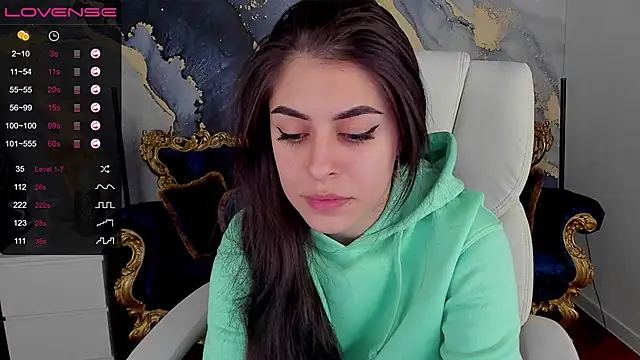 GoldBabyS online show from December 3, 2024, 2:49 pm