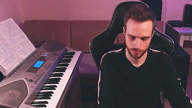 Snapshot of Sweetparker chatting on September 12, 2025, 3:45 pm Sweetparker online show from September 12, 2025, 3:45 pm