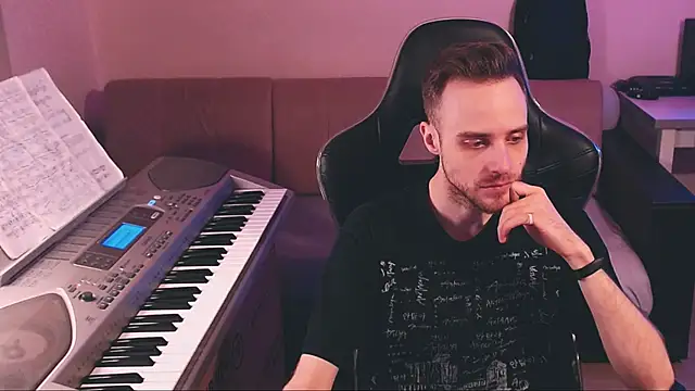 Snapshot of Sweetparker chatting on December 19, 2025, 2:35 pm Sweetparker online show from December 19, 2025, 2:35 pm