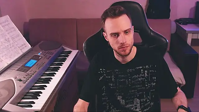 Snapshot of Sweetparker chatting on December 20, 2025, 8:27 pm Sweetparker online show from December 20, 2025, 8:27 pm