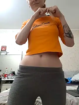 Snapshot of YogisticJuli666 chatting on January 27, 2025, 6:41 am YogisticJuli666 online show from January 27, 2025, 6:41 am