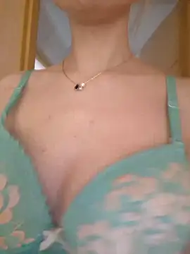 Snapshot of YogisticJuli666 chatting on March 12, 2025, 7:02 am YogisticJuli666 online show from March 12, 2025, 7:02 am