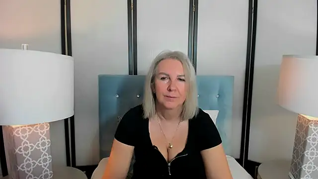 EricaTop online show from January 19, 2025, 6:42 am