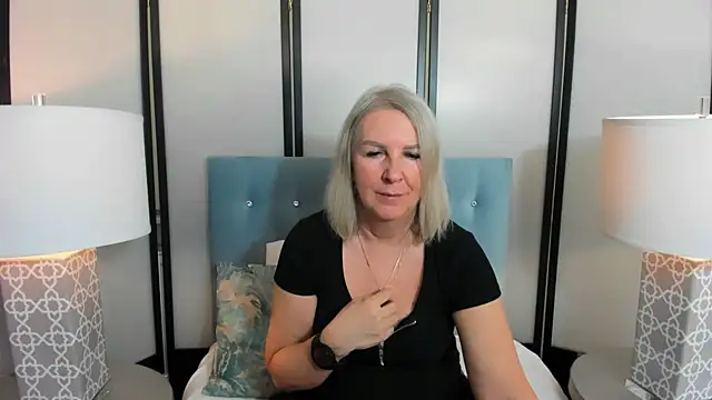 EricaTop online show from February 1, 2025, 6:10 am