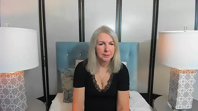 EricaTop online show from December 14, 2025, 6:08 am