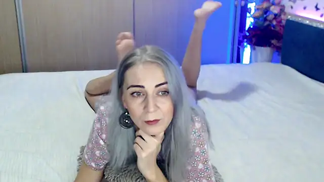 Snapshot of MirabelaSweet chatting on December 29, 2024, 4:51 pm MirabelaSweet online show from December 29, 2024, 4:51 pm