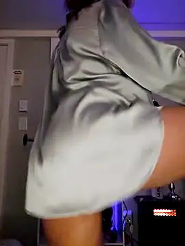 Snapshot of _NinaLuvSins_ chatting on February 8, 2025, 10:19 pm  NinaLuvSins  online show from February 8, 2025, 10:19 pm