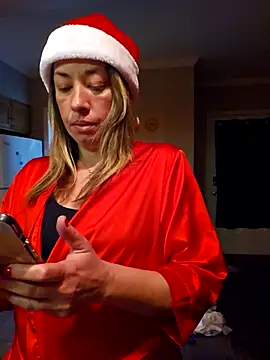 Snapshot of _NinaLuvSins_ chatting on December 14, 2025, 12:16 am NinaLuvSins online show from December 14, 2025, 12:16 am