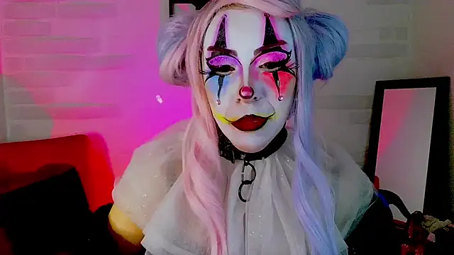 sky girl1 online show from October 24, 2025, 3:47 am