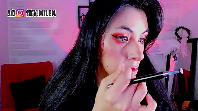 sky girl1 online show from November 30, 2025, 9:57 am