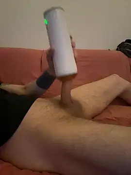 LionBoy1976 online show from October 4, 2025, 9:29 am