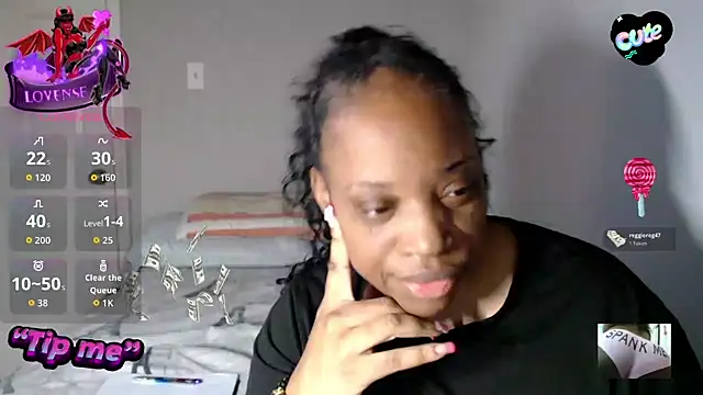 Sexymona1218 online show from November 10, 2025, 11:26 pm