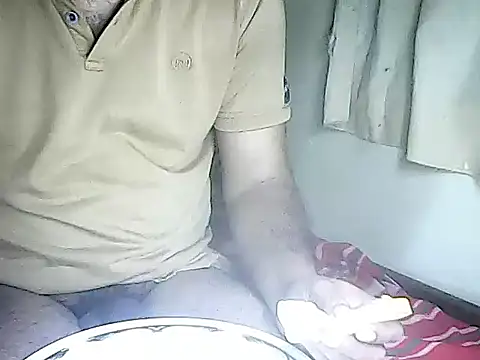 Snapshot of LifeLineSL chatting on December 11, 2024, 4:39 am LifeLineSL online show from December 11, 2024, 4:39 am