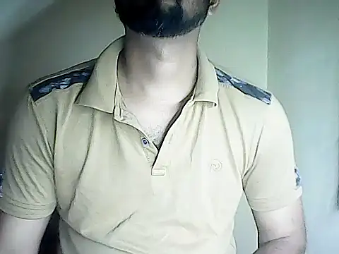 Snapshot of LifeLineSL chatting on December 20, 2024, 4:25 pm LifeLineSL online show from December 20, 2024, 4:25 pm