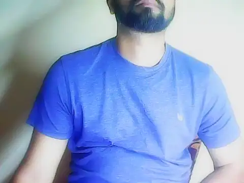 Snapshot of LifeLineSL chatting on December 27, 2024, 5:05 pm LifeLineSL online show from December 27, 2024, 5:05 pm