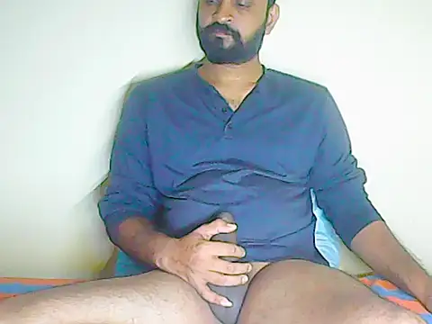 Snapshot of LifeLineSL chatting on October 28, 2025, 11:51 pm LifeLineSL online show from October 28, 2025, 11:51 pm