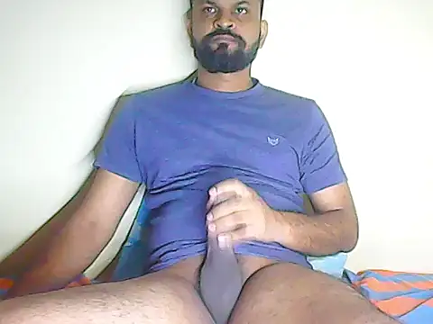 Snapshot of LifeLineSL chatting on November 16, 2025, 11:32 pm LifeLineSL online show from November 16, 2025, 11:32 pm