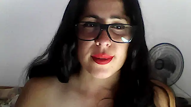 Snapshot of StefyStar_Sexy chatting on January 16, 2025, 12:09 pm StefyStar Sexy online show from January 16, 2025, 12:09 pm