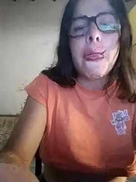 Snapshot of StefyStar_Sexy chatting on March 23, 2025, 2:37 am StefyStar Sexy online show from March 23, 2025, 2:37 am
