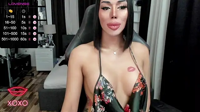 Forever MissCandace online show from March 14, 2025, 9:00 pm