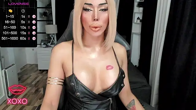 Forever MissCandace online show from September 16, 2025, 4:46 am