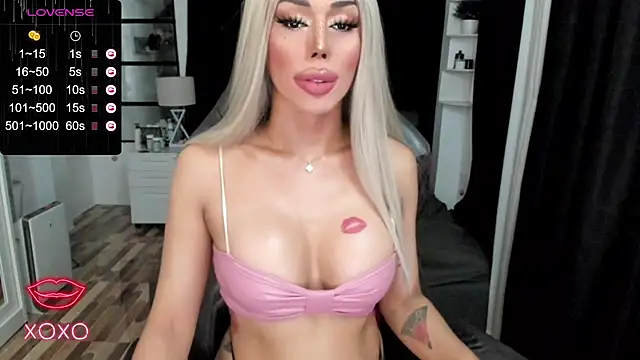 Forever MissCandace online show from September 26, 2025, 4:33 pm