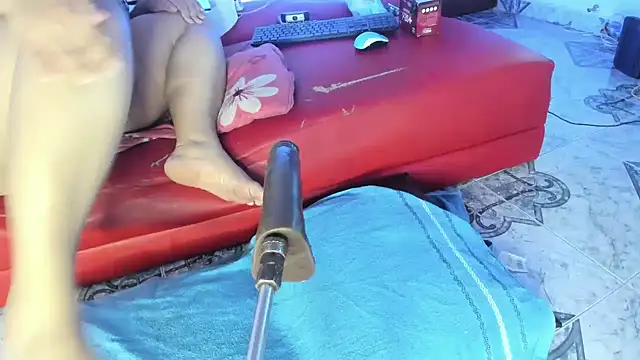 Snapshot of Dakotalove20 chatting on March 19, 2025, 2:05 am Dakotalove20 online show from March 19, 2025, 2:05 am