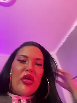 Snapshot of _MelinaCurves_ chatting on September 21, 2025, 7:59 pm  MelinaCurves  online show from September 21, 2025, 7:59 pm