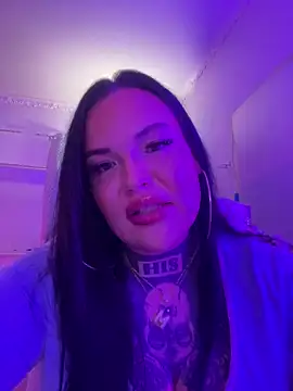 Snapshot of _MelinaCurves_ chatting on October 4, 2025, 9:24 pm  MelinaCurves  online show from October 4, 2025, 9:24 pm