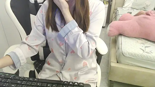 Snapshot of Hanako_love chatting on February 27, 2025, 3:37 pm Hanako love online show from February 27, 2025, 3:37 pm
