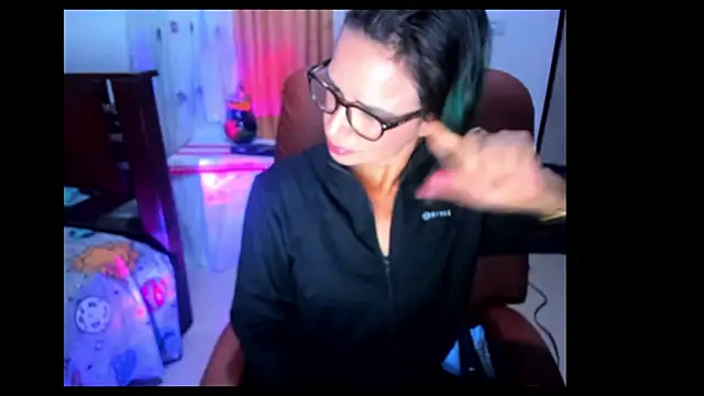 Snapshot of BrianaGarner chatting on October 12, 2025, 7:29 am BrianaGarner online show from October 12, 2025, 7:29 am