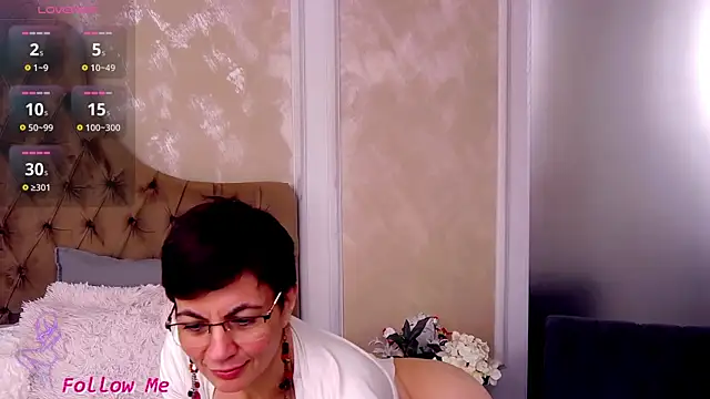 Snapshot of BustyPenellope chatting on January 28, 2025, 6:49 am BustyPenellope online show from January 28, 2025, 6:49 am