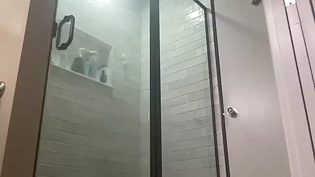 Snapshot of bryanerix chatting on September 29, 2025, 10:14 pm bryanerix online show from September 29, 2025, 10:14 pm