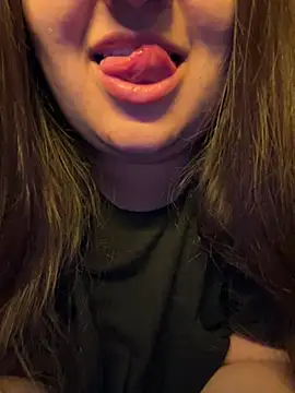 Snapshot of Jane_BBW chatting on February 4, 2025, 3:36 pm Jane BBW online show from February 4, 2025, 3:36 pm