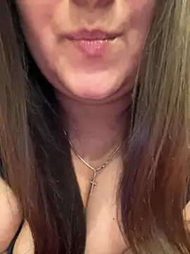 Snapshot of Jane_BBW chatting on October 3, 2025, 4:31 am Jane BBW online show from October 3, 2025, 4:31 am