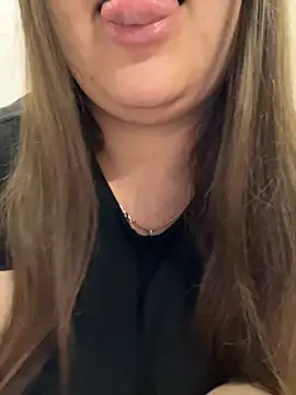 Snapshot of Jane_BBW chatting on October 12, 2025, 3:38 am Jane BBW online show from October 12, 2025, 3:38 am