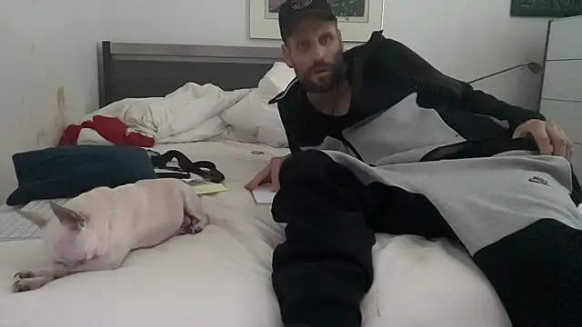 Snapshot of FckbbOy chatting on February 13, 2025, 9:17 pm FckbbOy online show from February 13, 2025, 9:17 pm