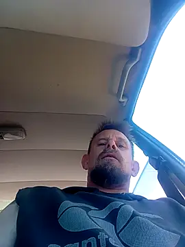 Snapshot of Skody31 chatting on November 30, 2025, 11:31 pm Skody31 online show from November 30, 2025, 11:31 pm