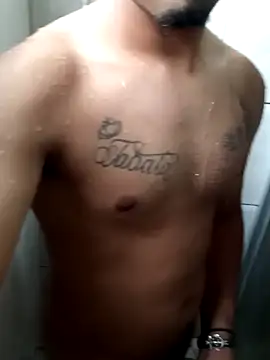 garoto1997 online show from November 6, 2025, 5:36 pm