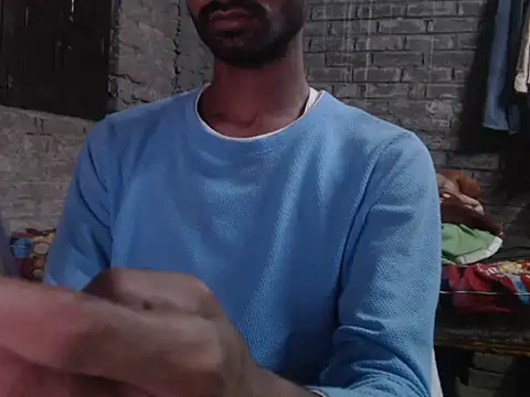 Snapshot of ThethunderPo chatting on November 6, 2025, 2:51 pm ThethunderPo online show from November 6, 2025, 2:51 pm